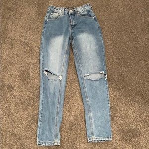 High waisted light wash jeans
